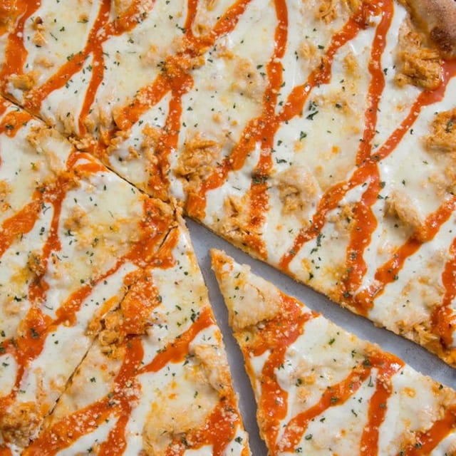Buffalo Chicken Pizza (Small 12'').